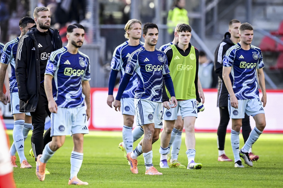 Ajax Fans Advocate for I igo P rez as New Head Coach