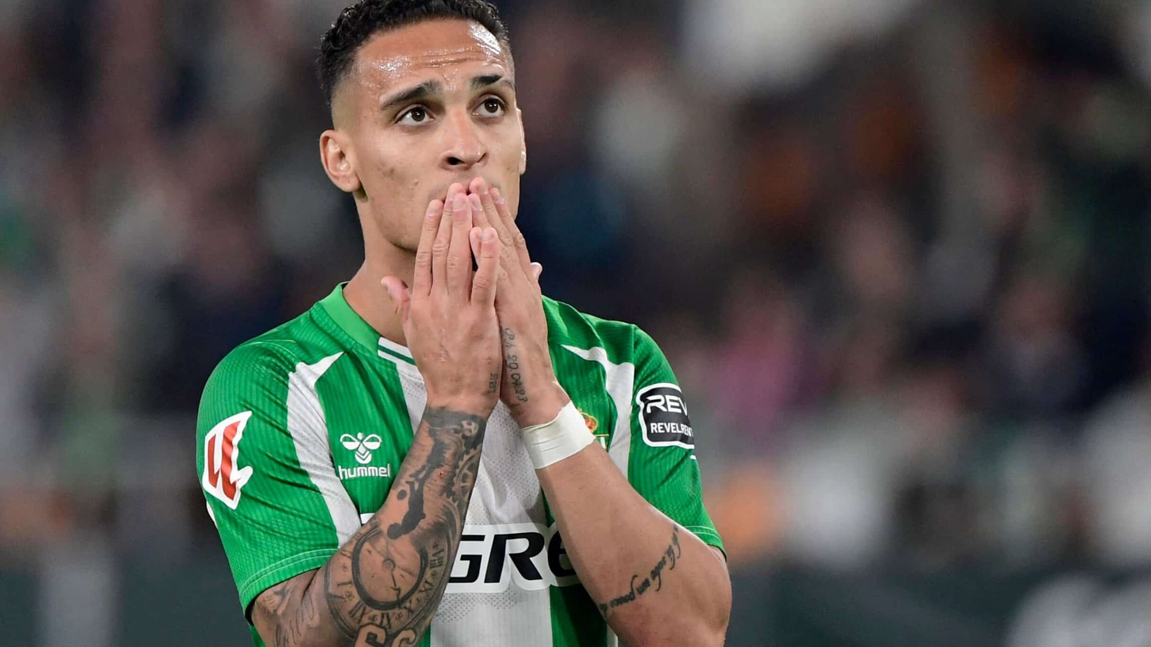 Antony s Career Resurgence at Real Betis Amid Bayern Interest