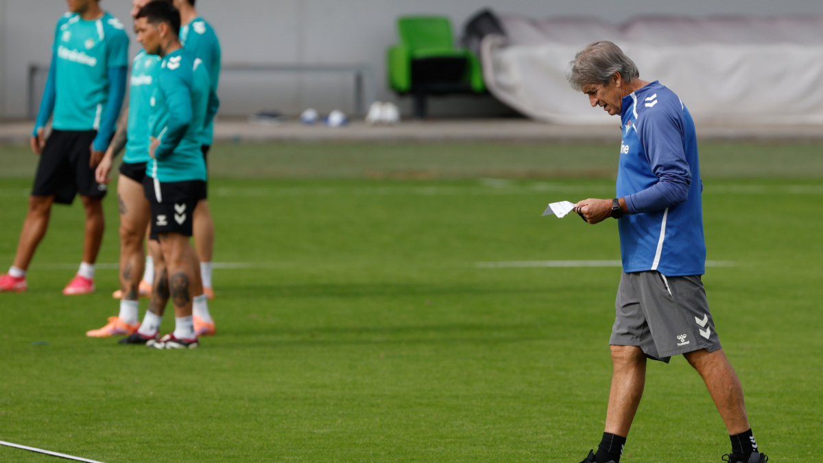 Betis Announces Squad for LaLiga Match Against Valencia