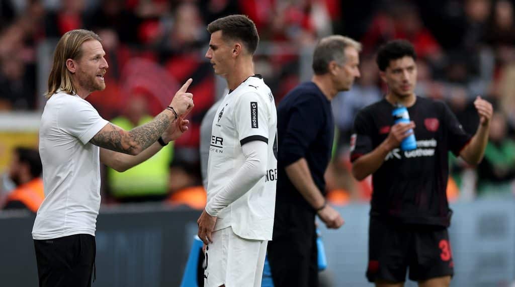 Borussia M nchengladbach Eyes Permanent Deal for Yannik Engelhardt