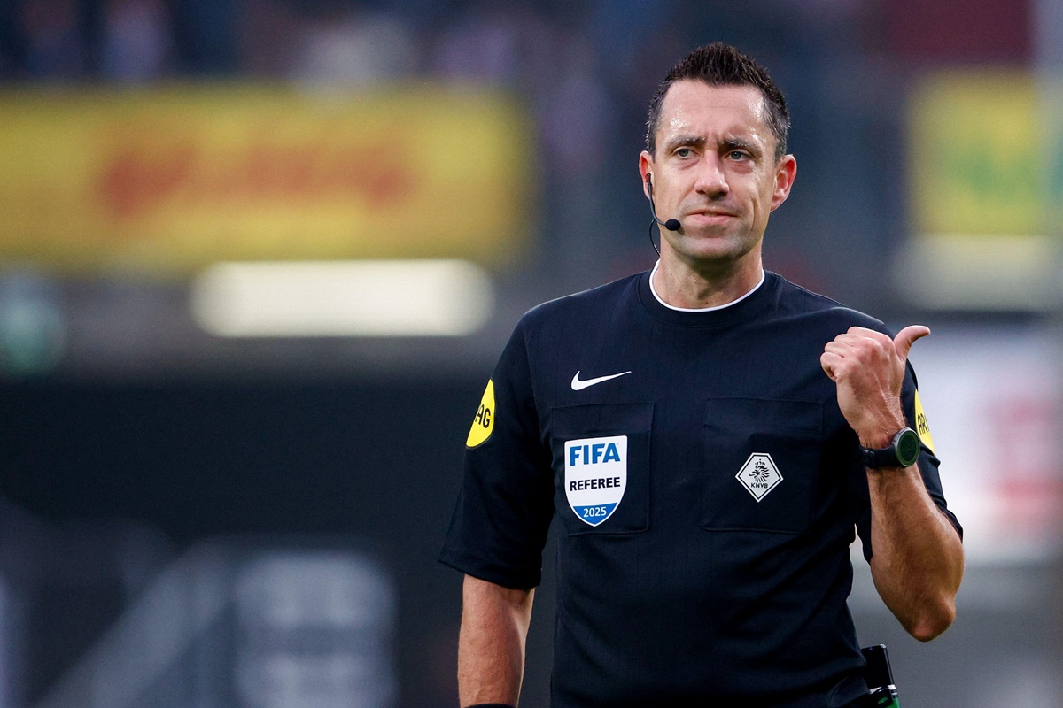 Controversial Refereeing Decisions in the Eredivisie