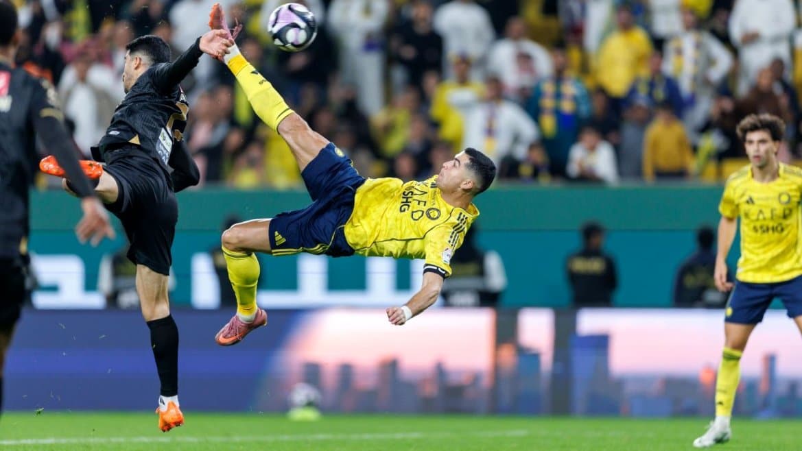Cristiano Ronaldo Shines with Spectacular Bicycle Kick for Al Nassr