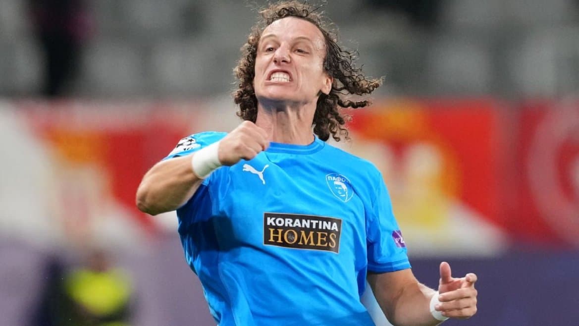 David Luiz Makes Champions League History at 38