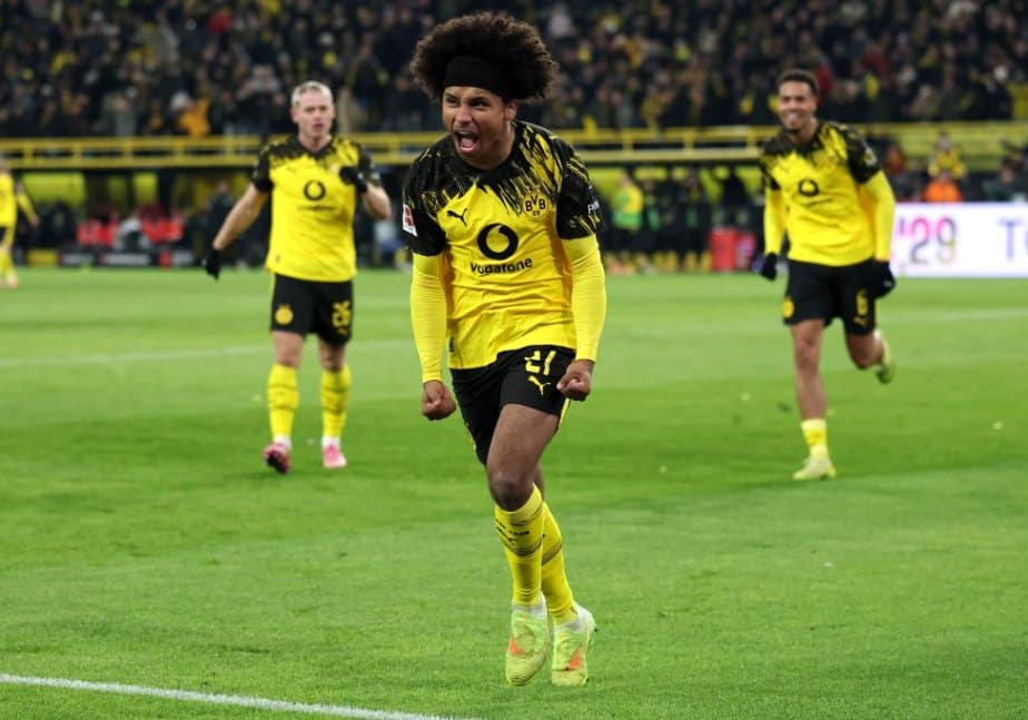 Dortmund Triumph Over Villarreal in Champions League Showdown