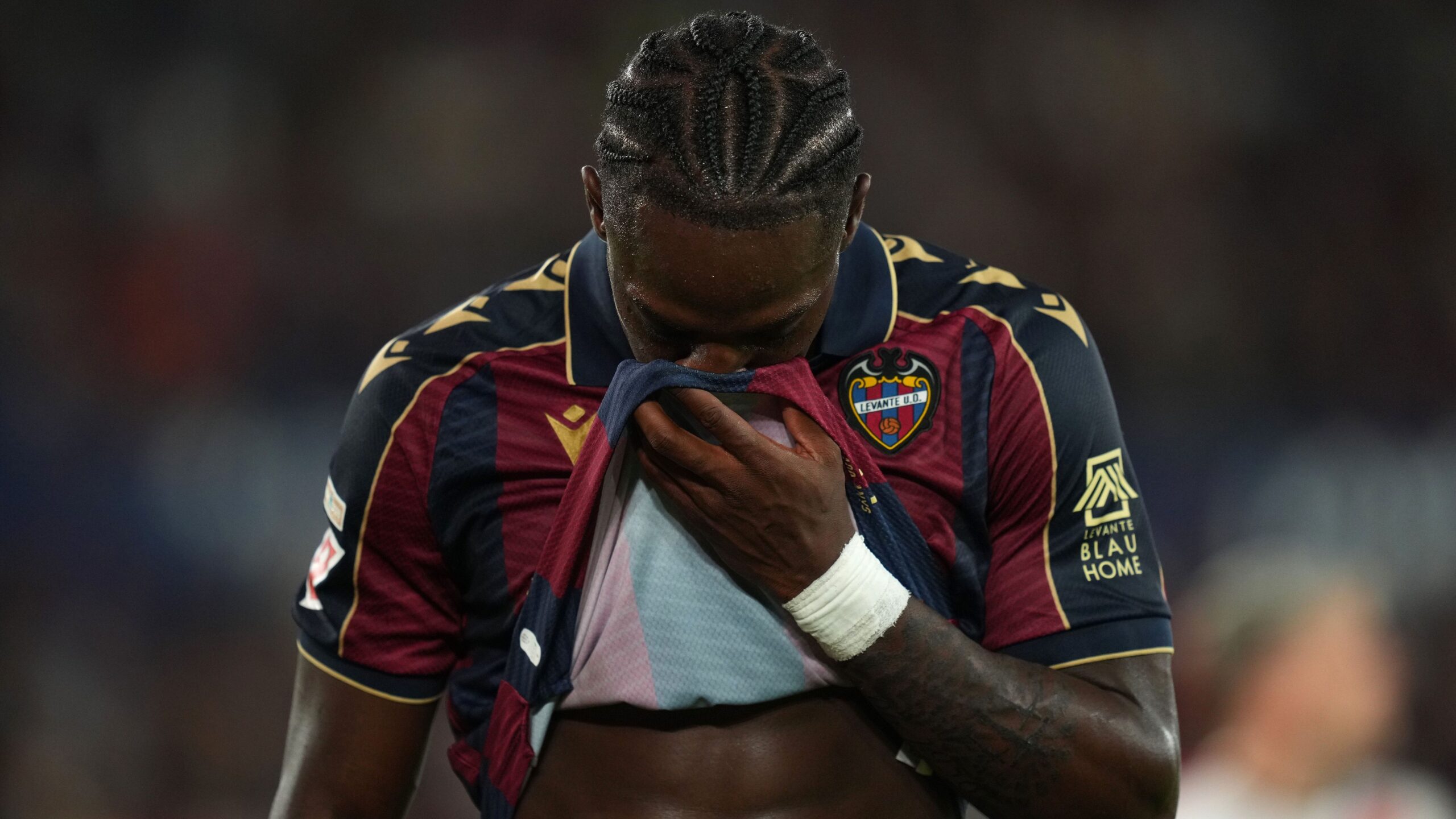 Eyong Shines in Liga Season Amid Transfer Speculations