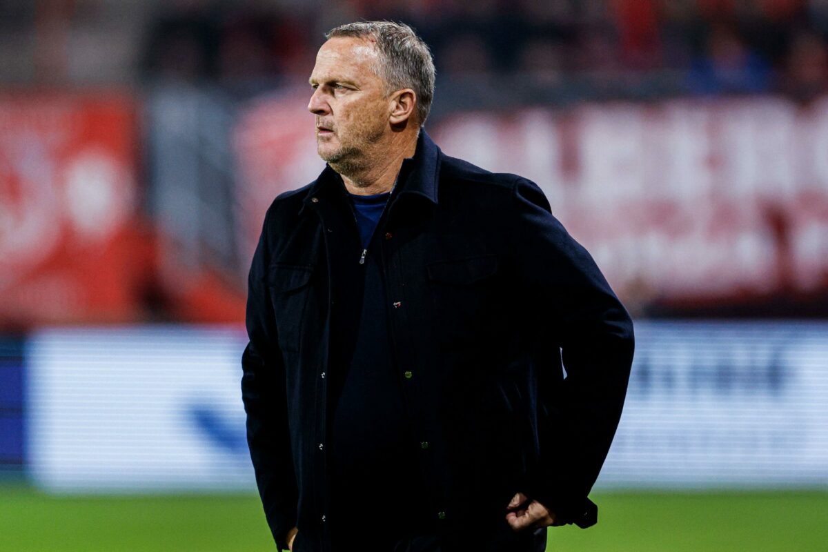 FC Twente s Struggles Continue After Draw Against Telstar