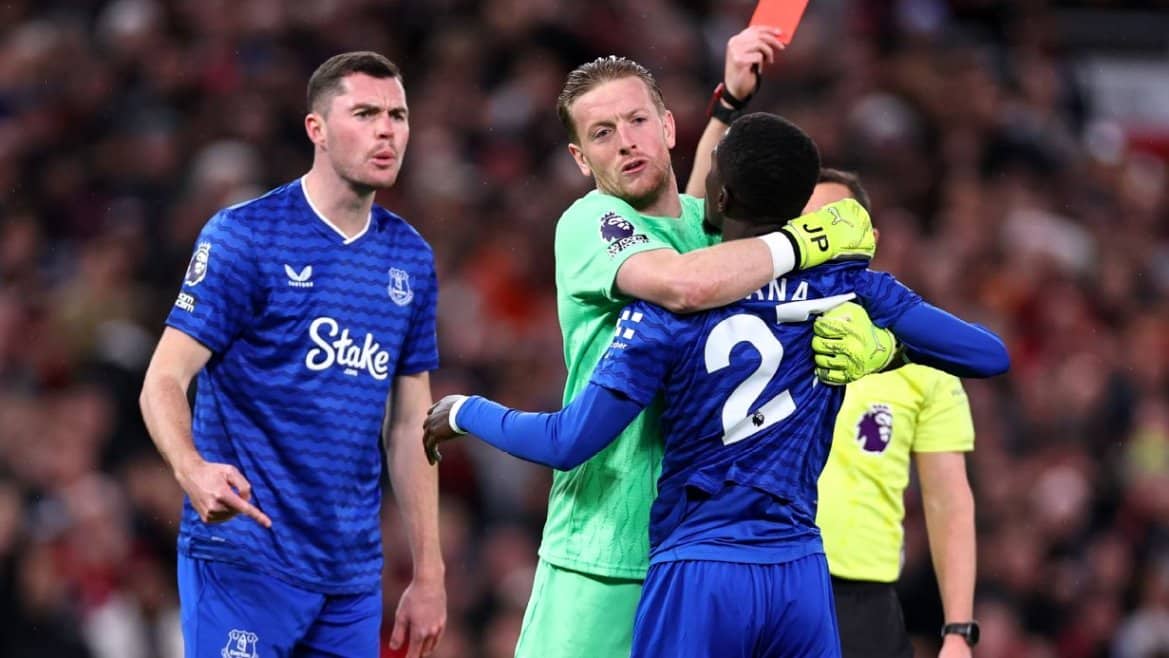 Idrissa Gueye Sent Off for Violent Conduct in Everton s Premier League Victory 1