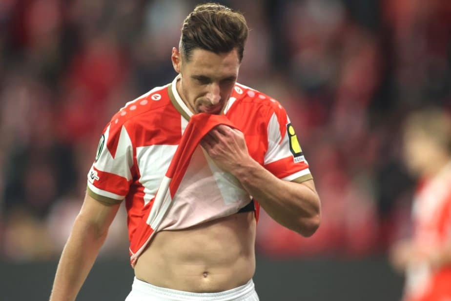Impending Sanctions for Mainz Defender Dominik Kohr Following Controversial Sending Off