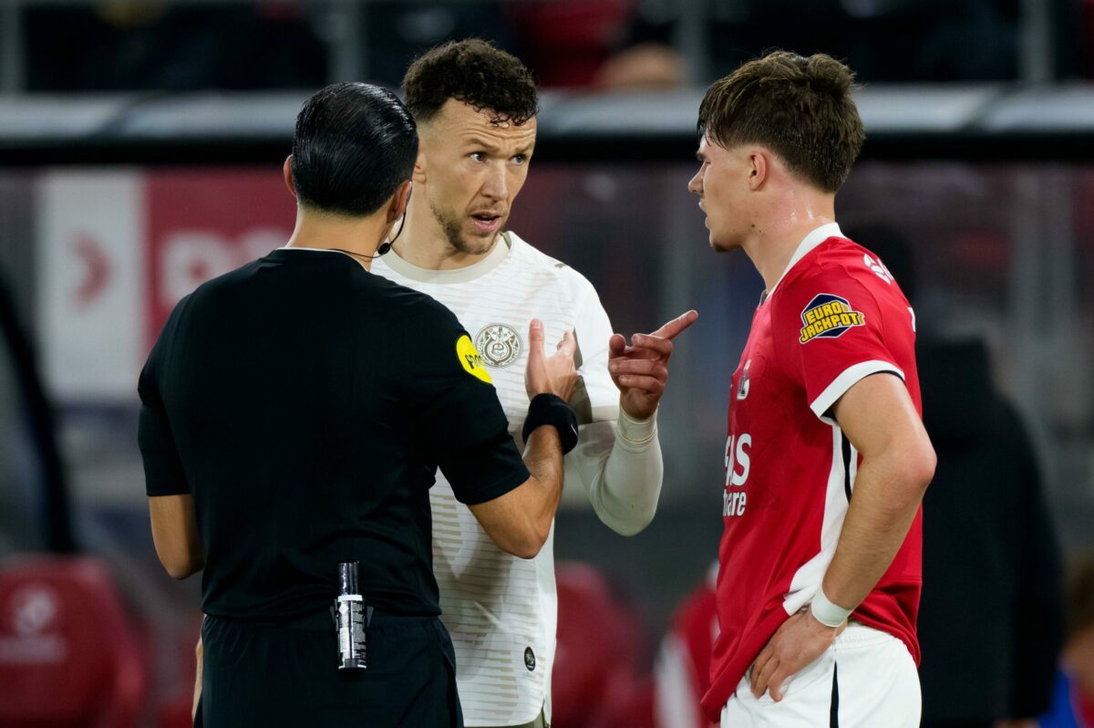 Johan Derksen Critiques Wouter Goes Behavior in Football