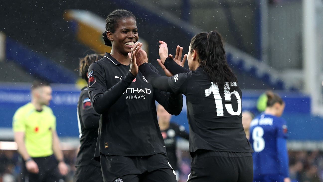 Khadija Shaw Leads Manchester City to Victory in Women s Super League
