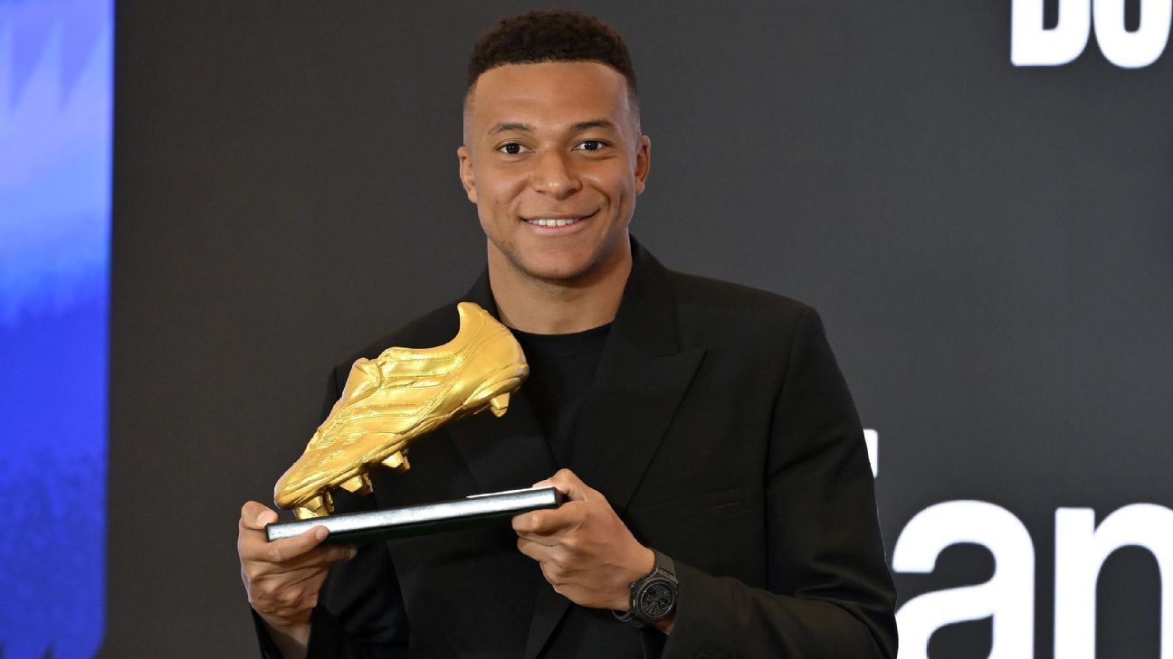Kylian Mbapp Receives European Golden Shoe as Race for 2025 26 Begins