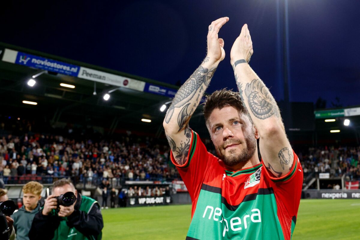 Lasse Sch ne Advocates for Erik ten Hag s Return to Ajax