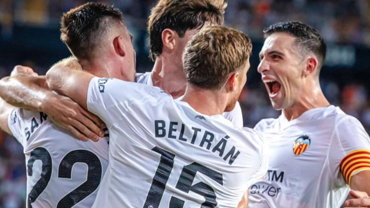 Lucas Beltr n Defends Valencia s Team Spirit Amid Rumors