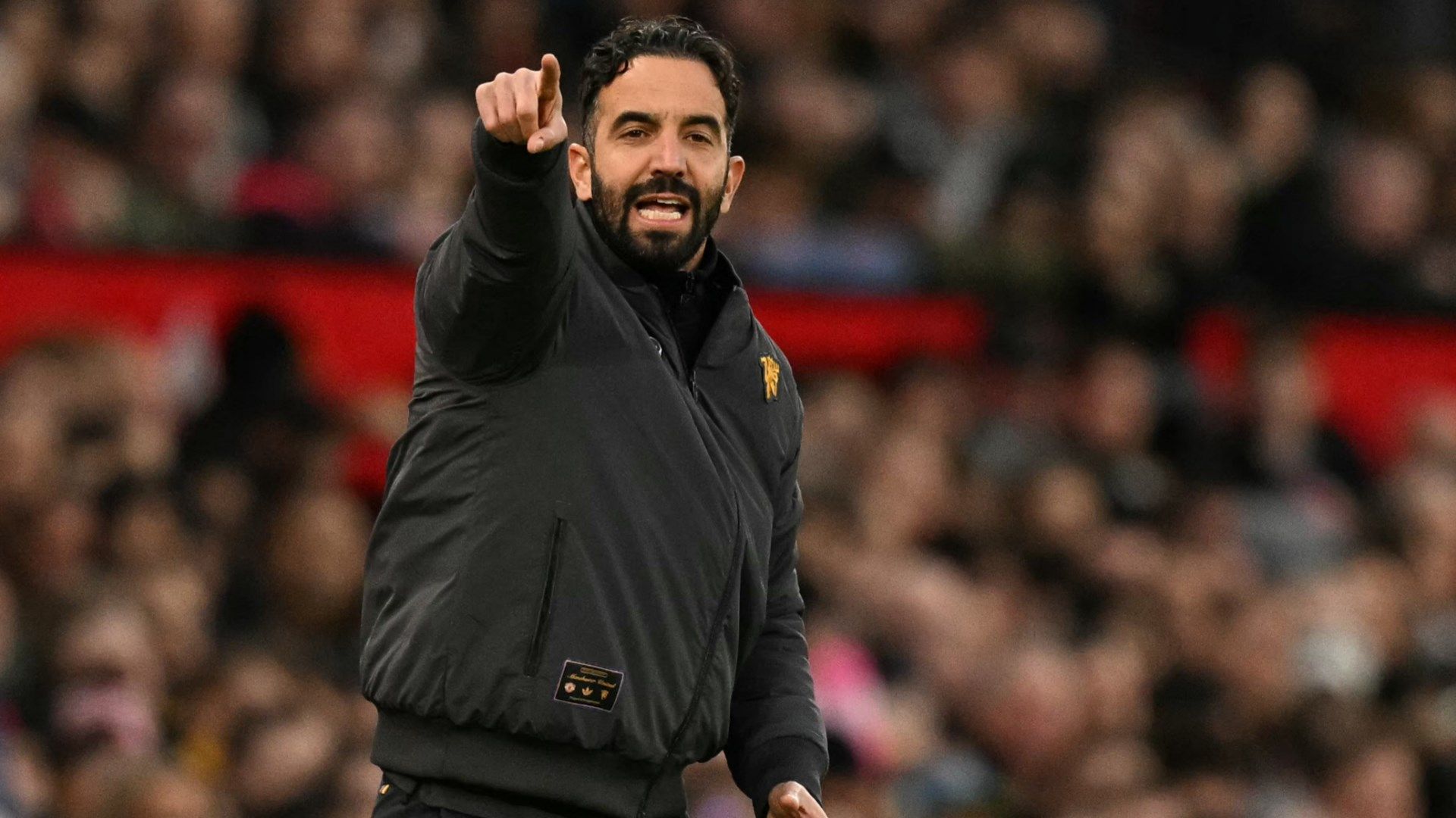 Manchester United s Midfield Reinforcements Transfer Plans and Prospects