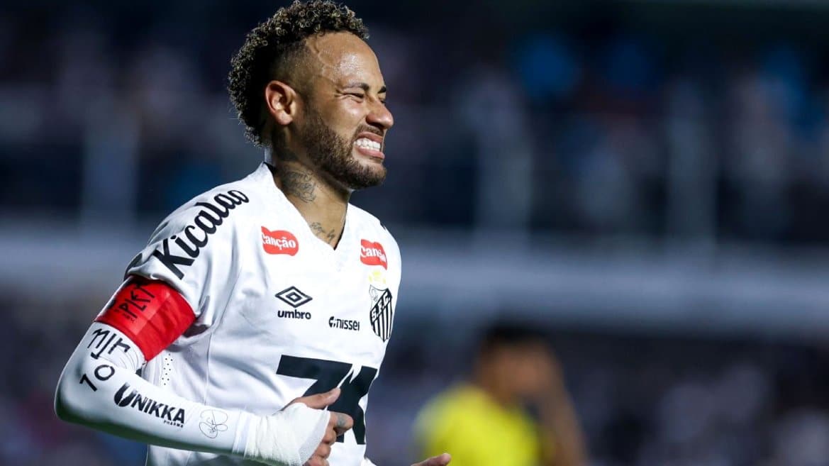 Neymar s Determination Amid Injury Concerns as Santos Faces Relegation Battle