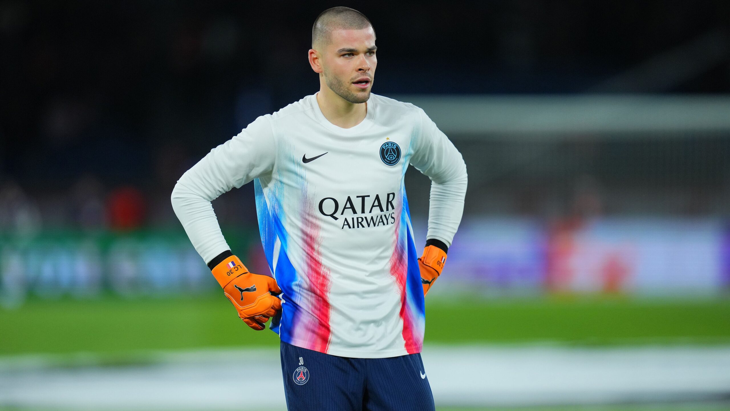 PSG Goalkeeper Chevalier Faces Media Backlash Over Political Allegations