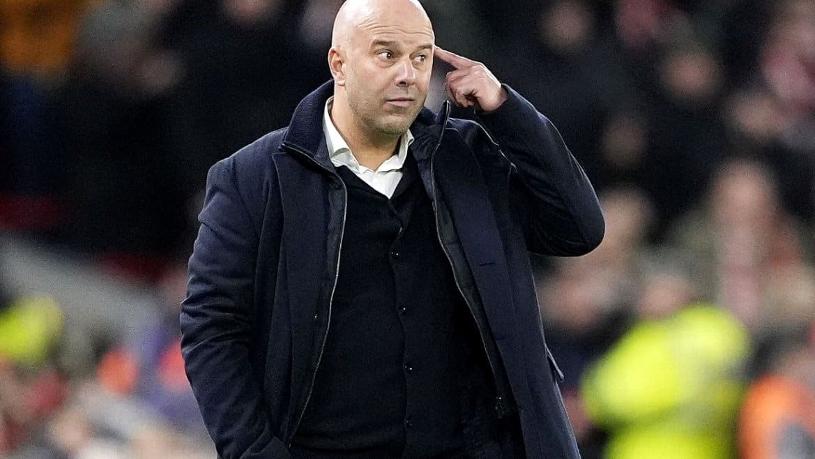 Restoring Confidence Arne Slot s Challenge as Liverpool Manager