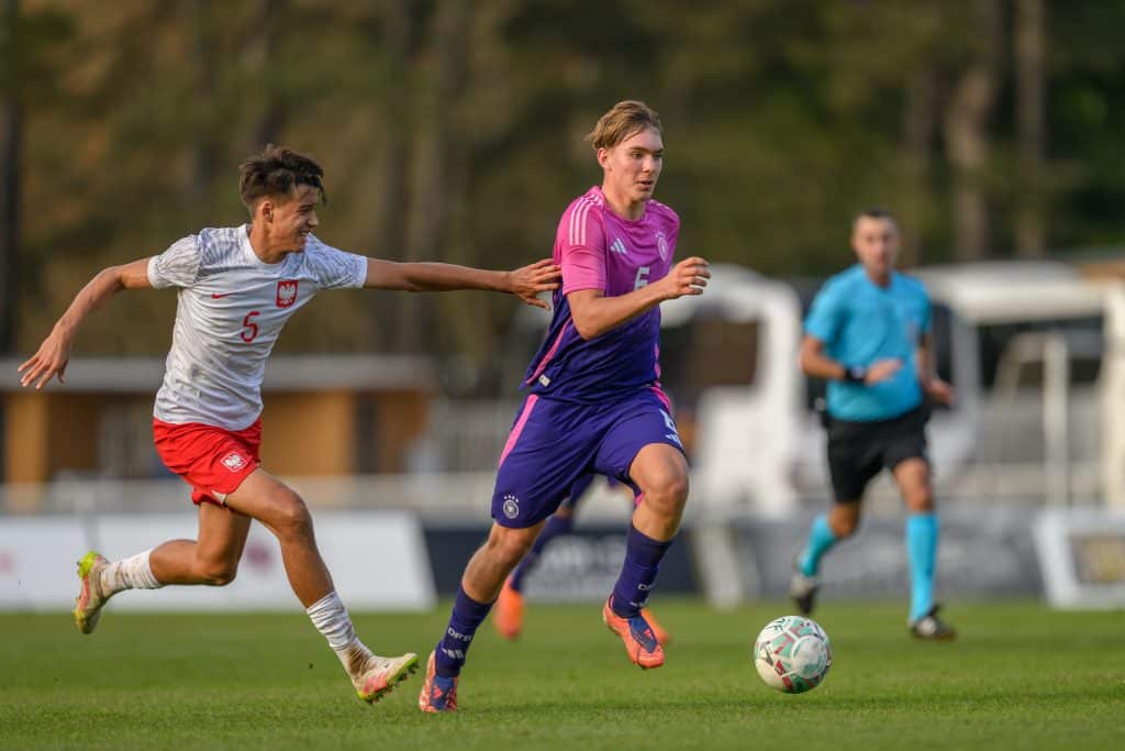 Rising Star Kennet Eichhorn Attracts Interest from Top Clubs