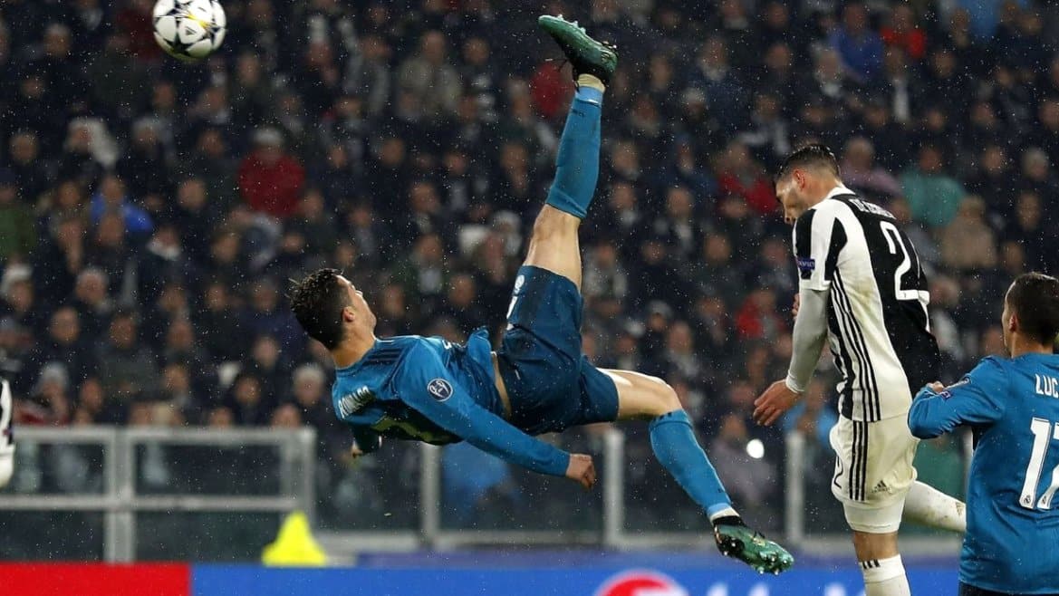 Ronaldo Shines in Al Nassr s Dominant Victory with Stunning Overhead Kick