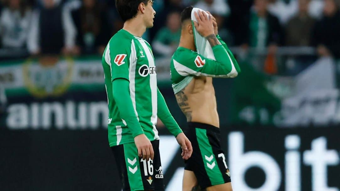 TAD Denies Suspension Appeal for Antony Ahead of Sevilla Derby