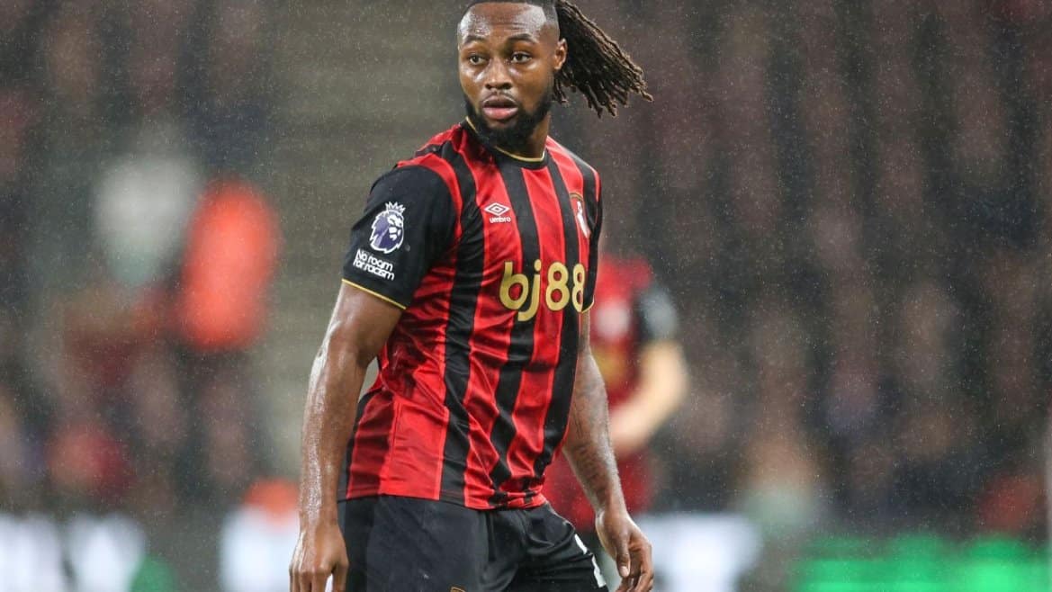 Transfer News Roundup Manchester United and Chelsea Eye Key Players