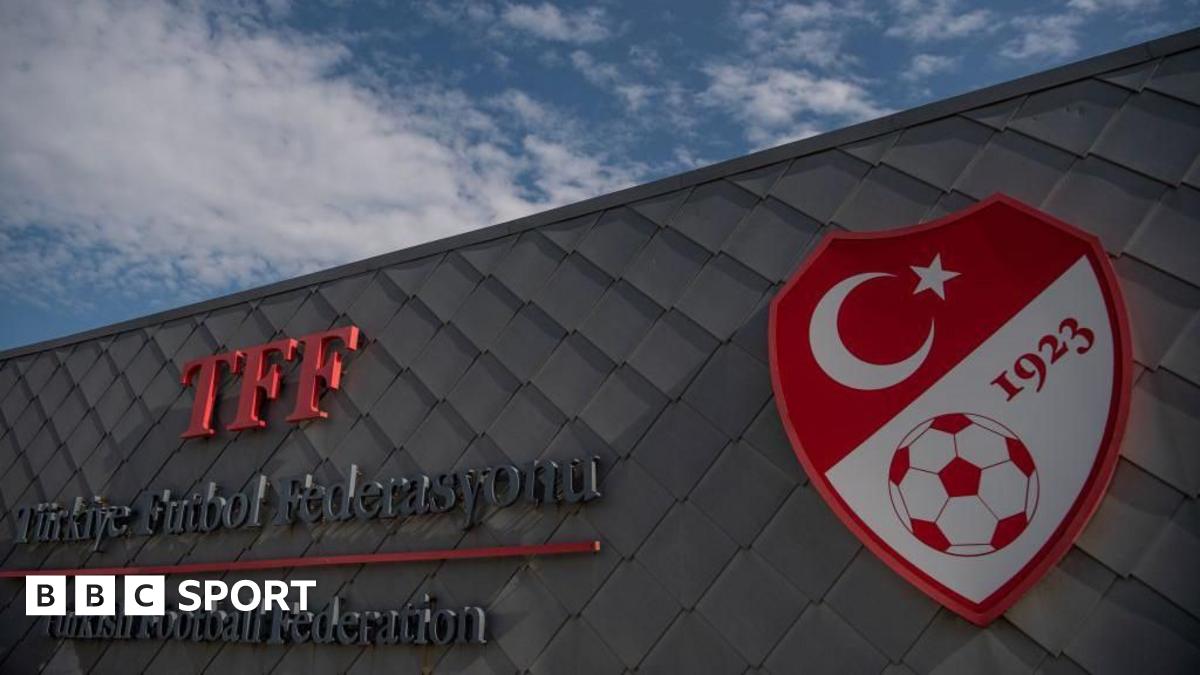 Turkish Football Federation Suspends Over 1 000 Players Amid Betting Investigation