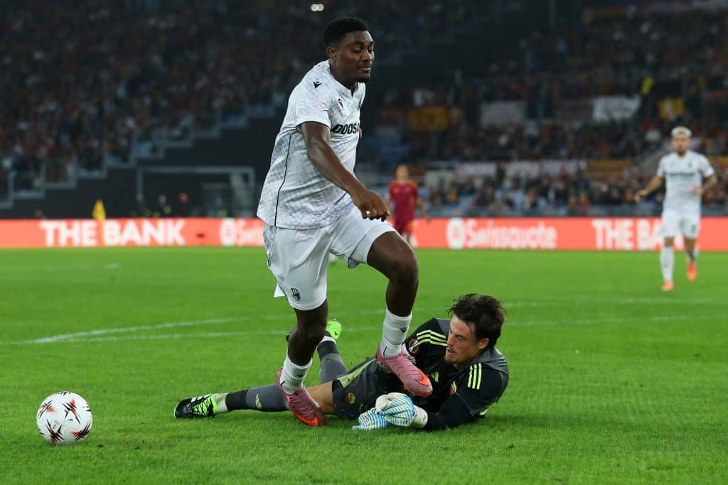 VfB Stuttgart Explores Striker Options Ahead of January Transfer Window