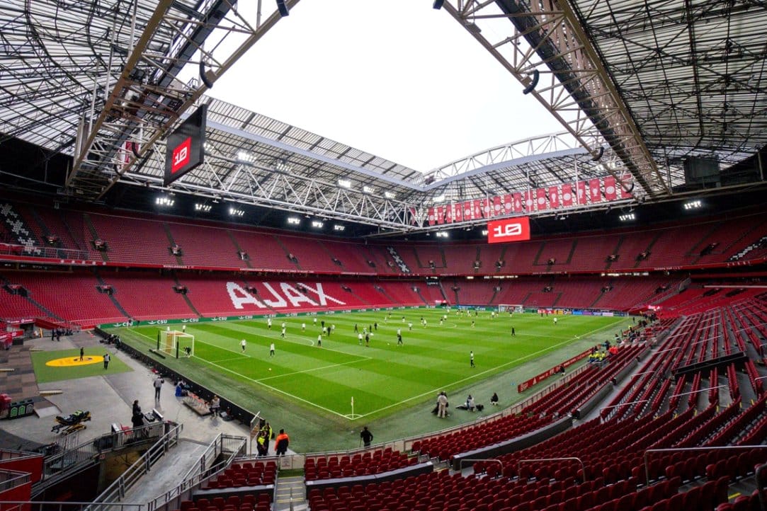 Final Wish Fulfilled for Terminally Ill Fan Peter