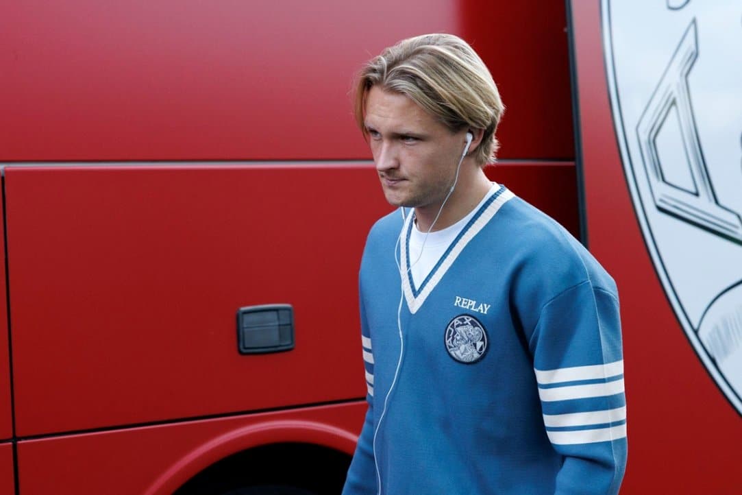 Kasper Dolberg s Role at Ajax Diminishes as Wout Weghorst Returns